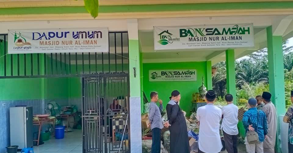 DAPUR UMUM MASJID NUR AL-IMAN